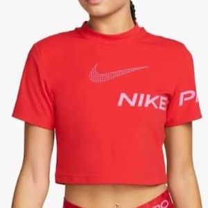 Nike Crop Top